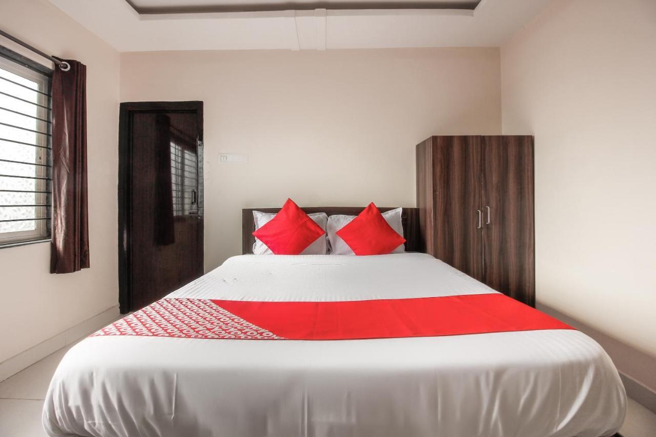 Oyo 66942 Venus Residency Hotel Lalaguda Esterno foto