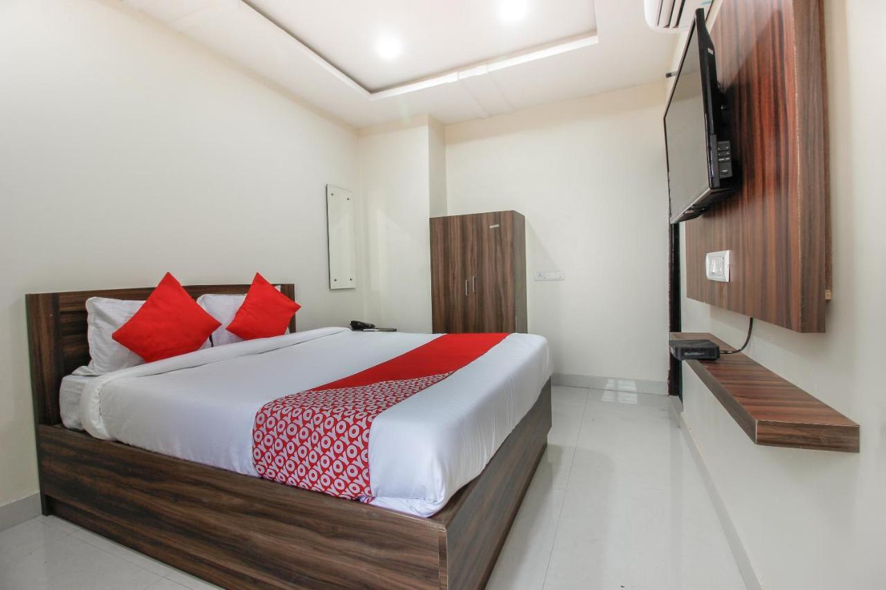 Oyo 66942 Venus Residency Hotel Lalaguda Esterno foto