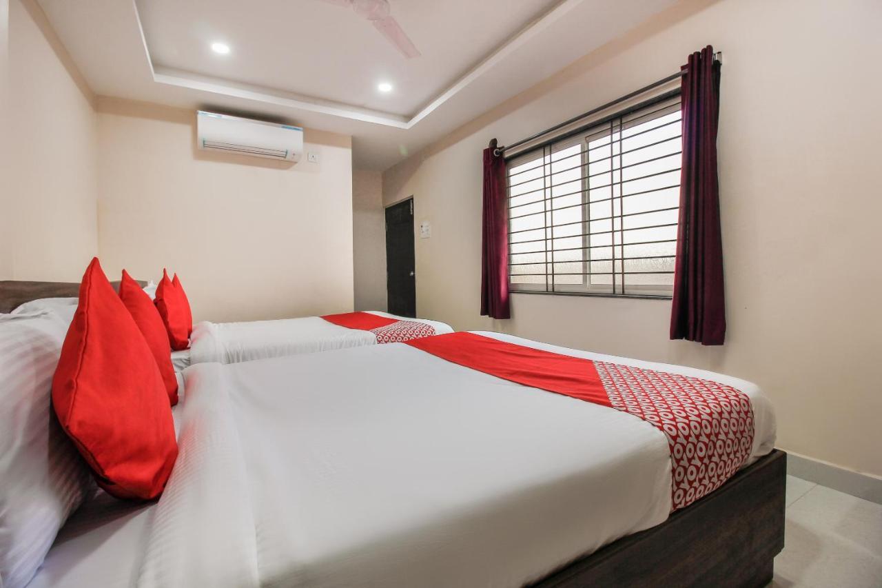 Oyo 66942 Venus Residency Hotel Lalaguda Esterno foto